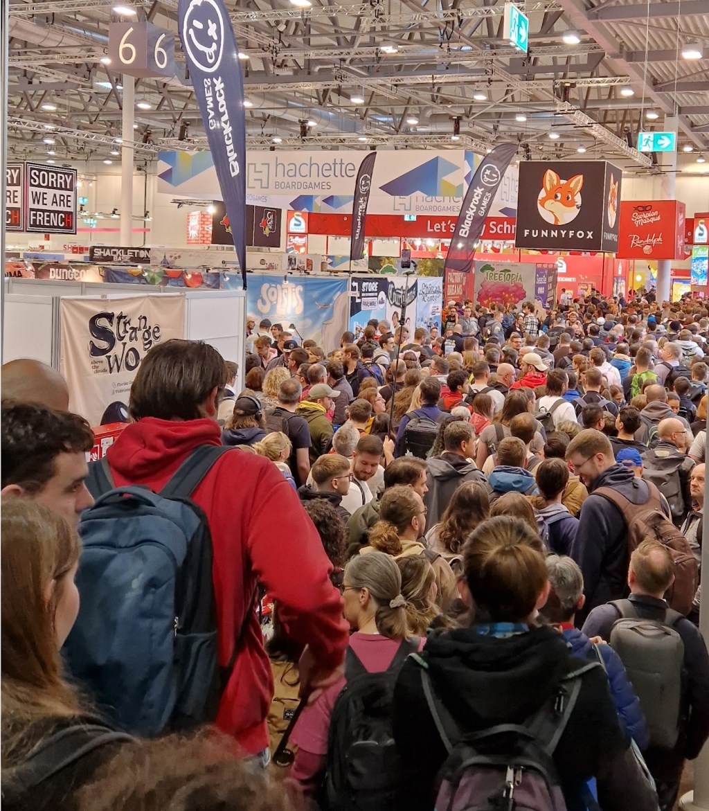 Essen Spiel 2024: Over the&nbsp;tropp